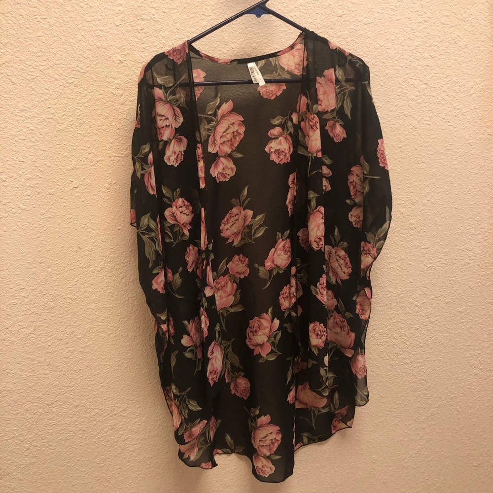 Live 4 Truth Kimono